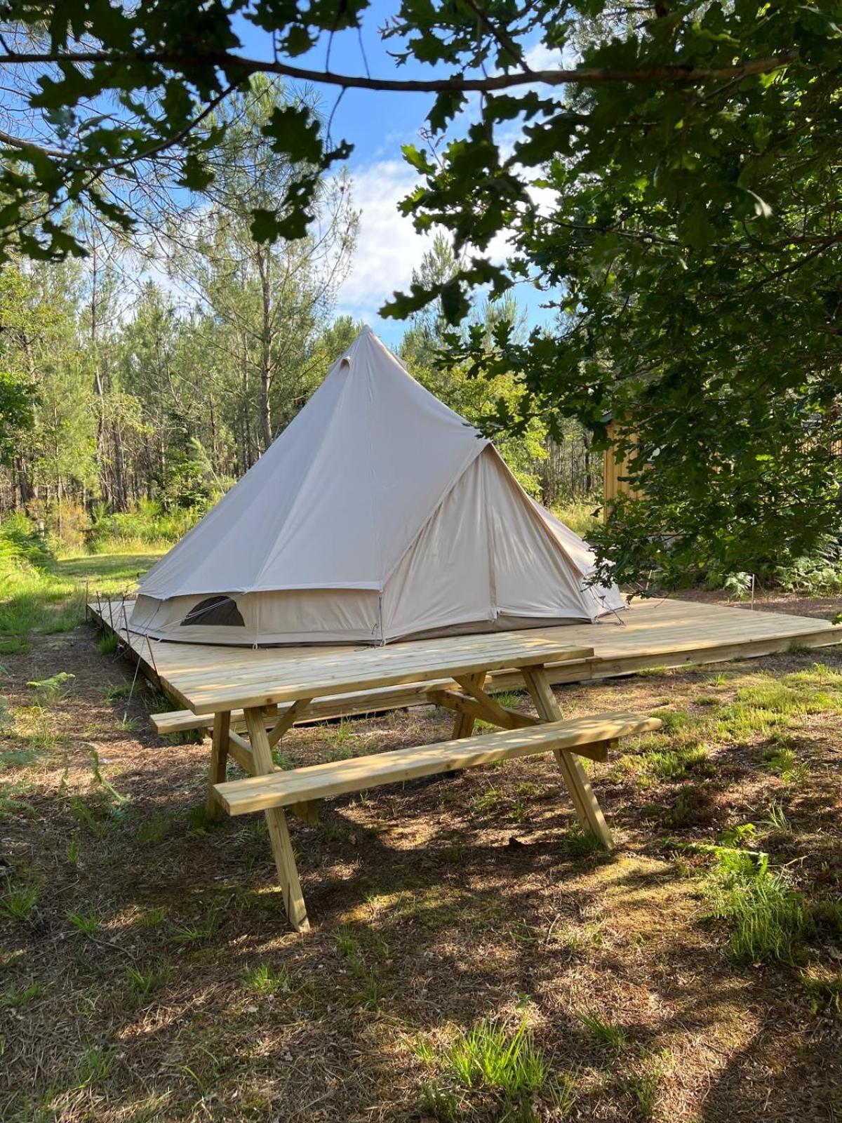 קרקן Camping La Kahute - Tente Lodge Au Coeur De La Foret מראה חיצוני תמונה